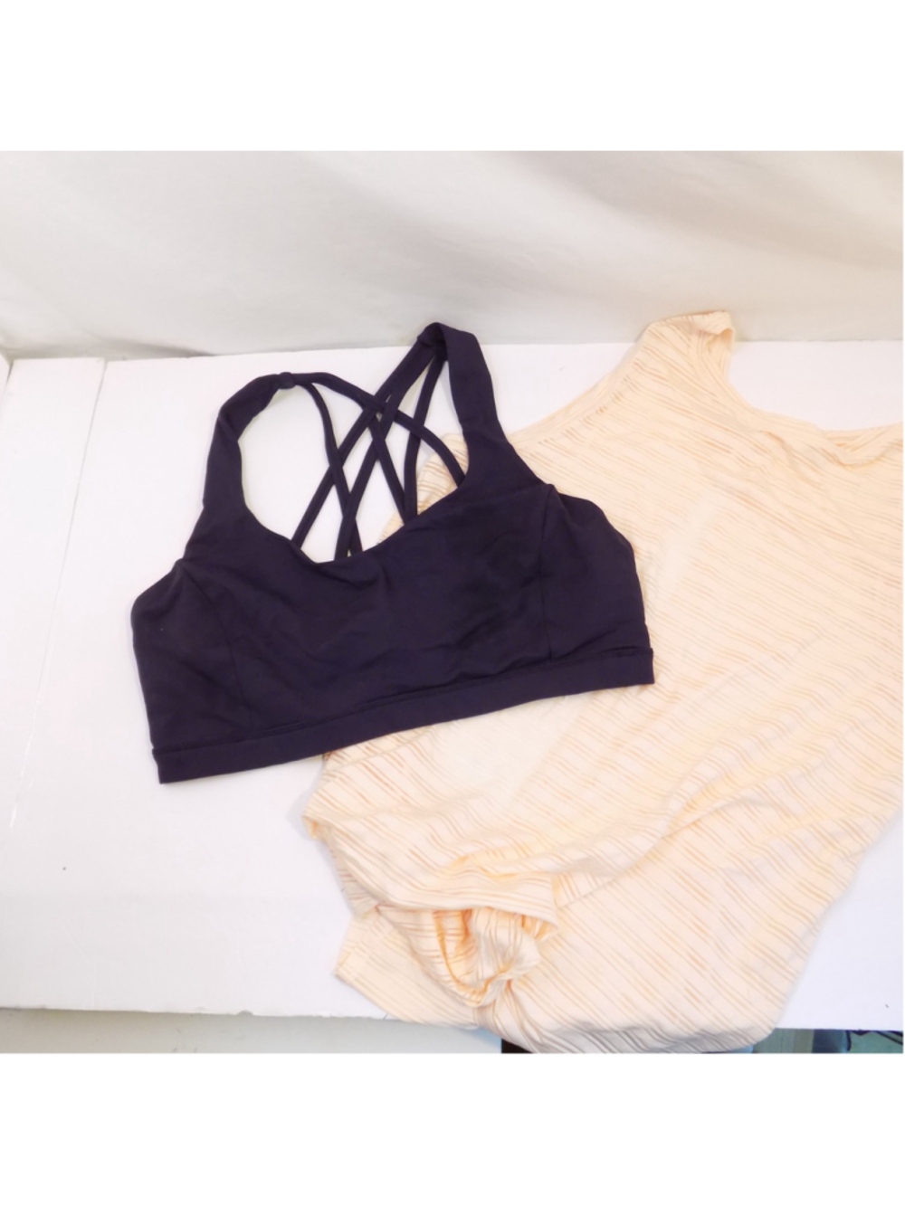 Women's Lululemon Sports Bra & Tank Set, Size 10/M, navy and Peach